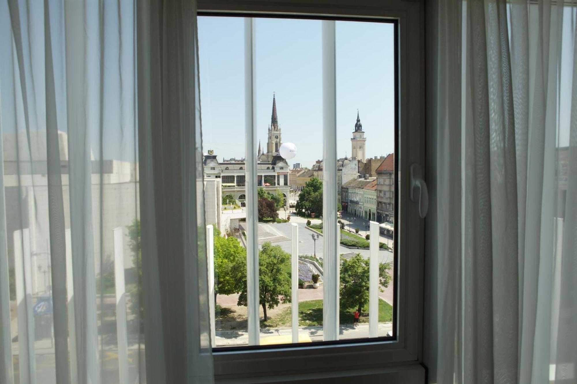 Garni Hotel Centar Novi Sad Extérieur photo